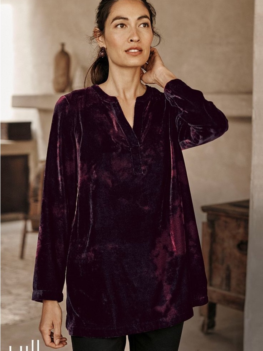 NWT J. Jill Women’s Black Velvet Long-Sleeve Tunic Top  Deep Plum - Size Medium